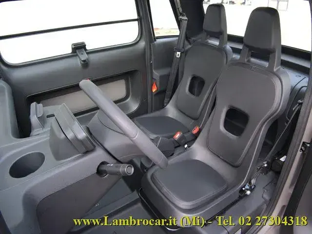 Nuova Citroën AMI 2026 Grigio Utilitaria