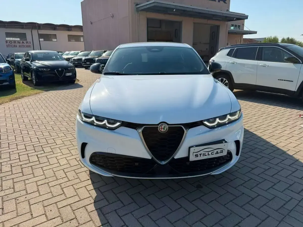 Usata Alfa Romeo Tonale Ti 160 CV (117 kW) 2023 Bianco SUV