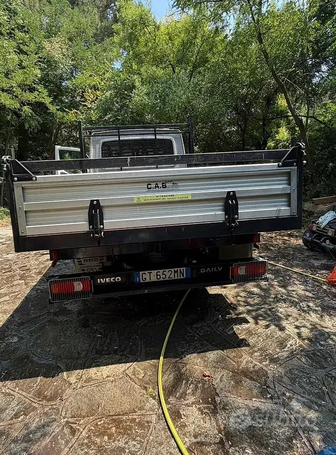 Usata Iveco Daily 136 CV (100 kW) 2024 Bianco Berlina