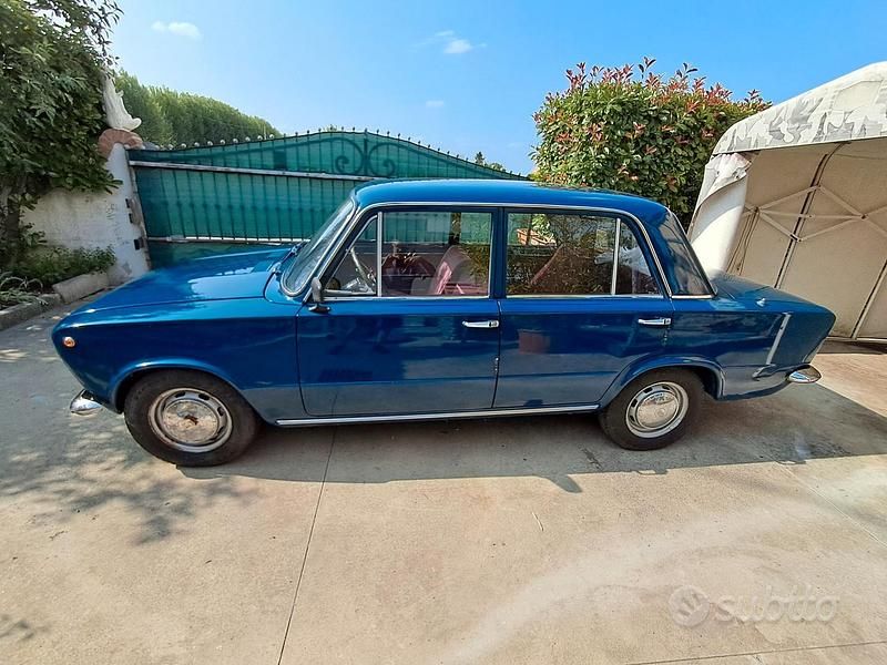 Usata Fiat 124 1960 Blu Berlina
