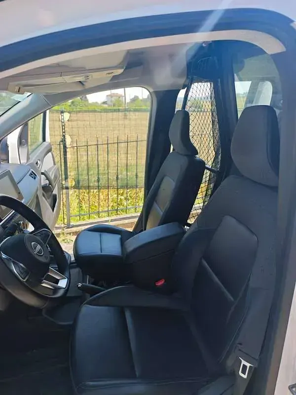 Usata Nissan Townstar 89 kW (122 CV) 2023 Bianco Furgone