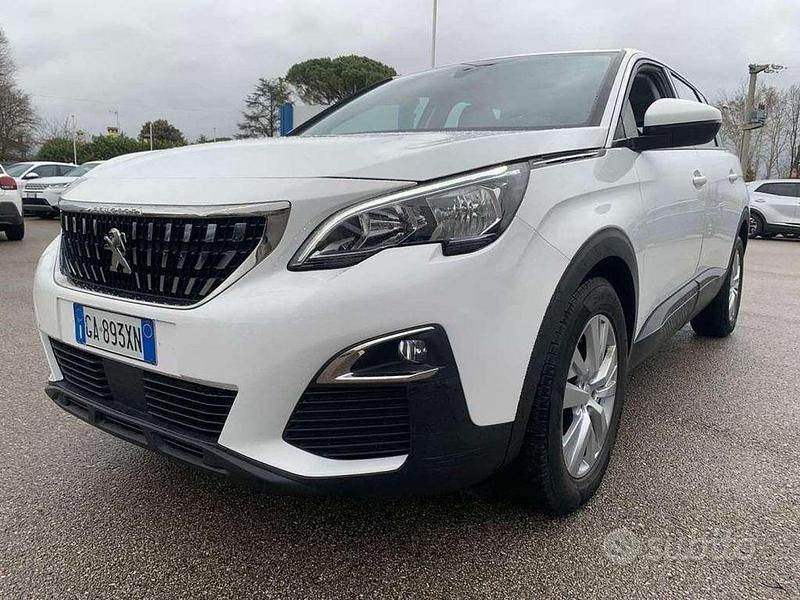 Usata Peugeot 5008 Business-Line 131 CV (96 kW) 2020 Bianco SUV