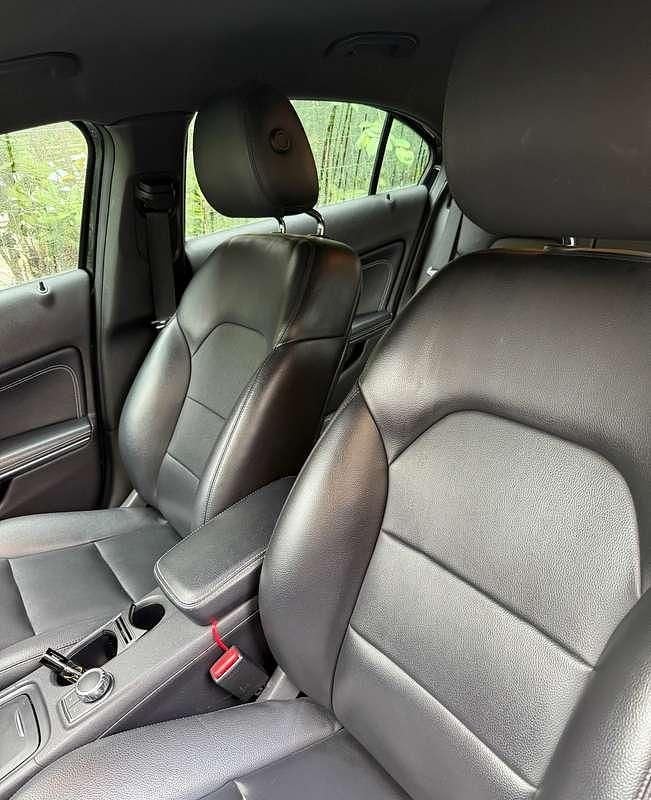 Usata Mercedes 180 109 CV (80 kW) 2013 Nero Berlina