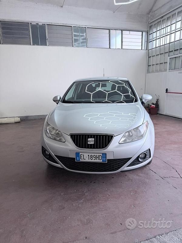 Usata Seat Ibiza ST Copa 74 CV (54 kW) 2012 Grigio Station wagon