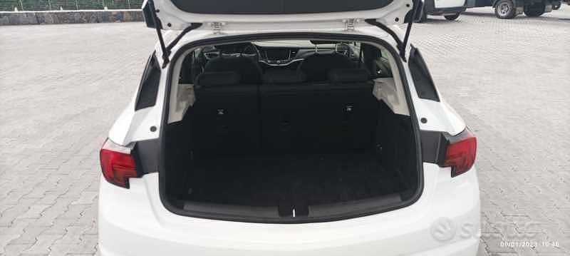 Usata Opel Astra 110 CV (80 kW) 2018 Bianco Berlina