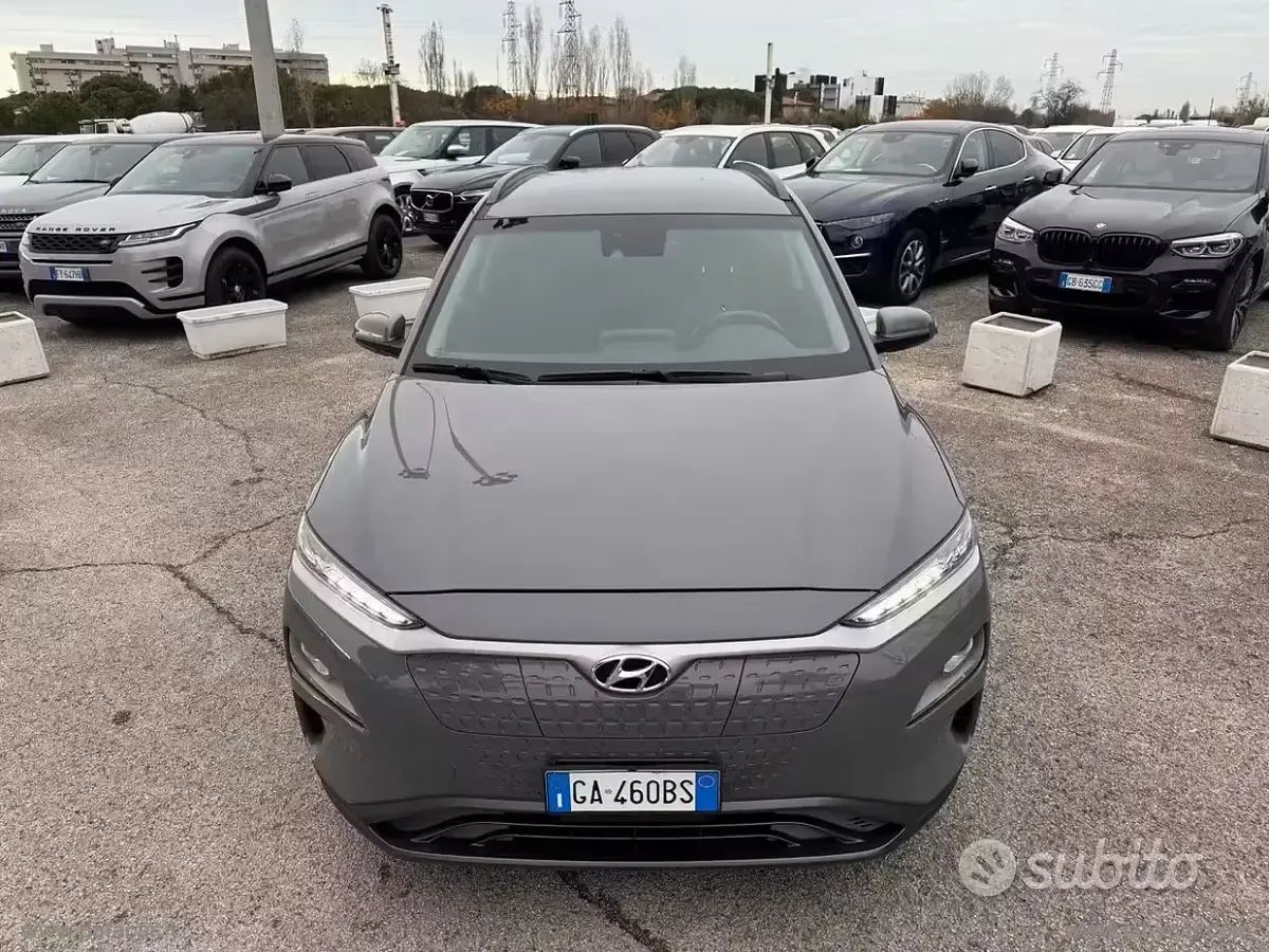 Usata Hyundai Kona XPrime 26 kW (36 CV) 2020 Grigio SUV