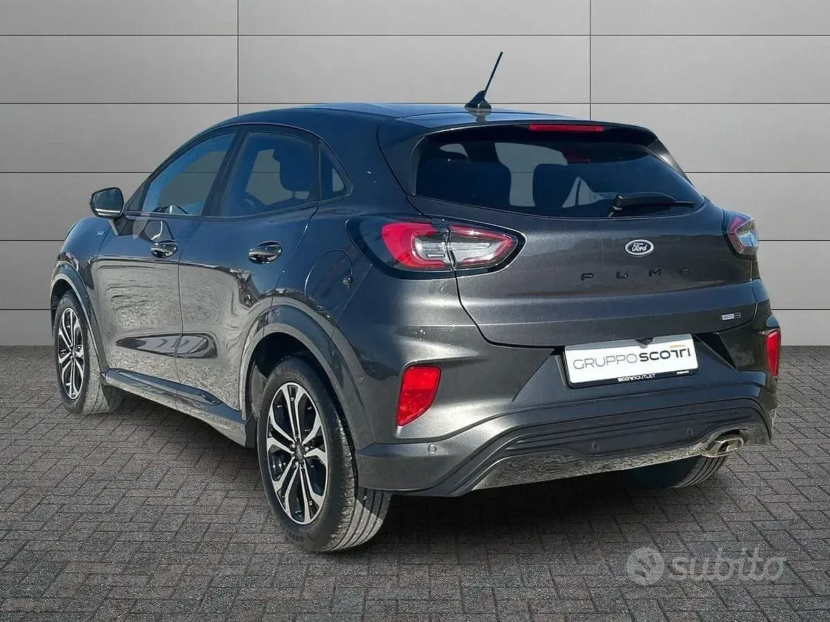 Usata Ford T 125 CV (91 kW) 2023 Grigio Berlina