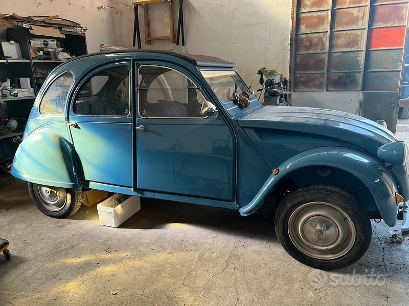 Usata Citroën 2CV 29 CV (21 kW) 1982 Berlina