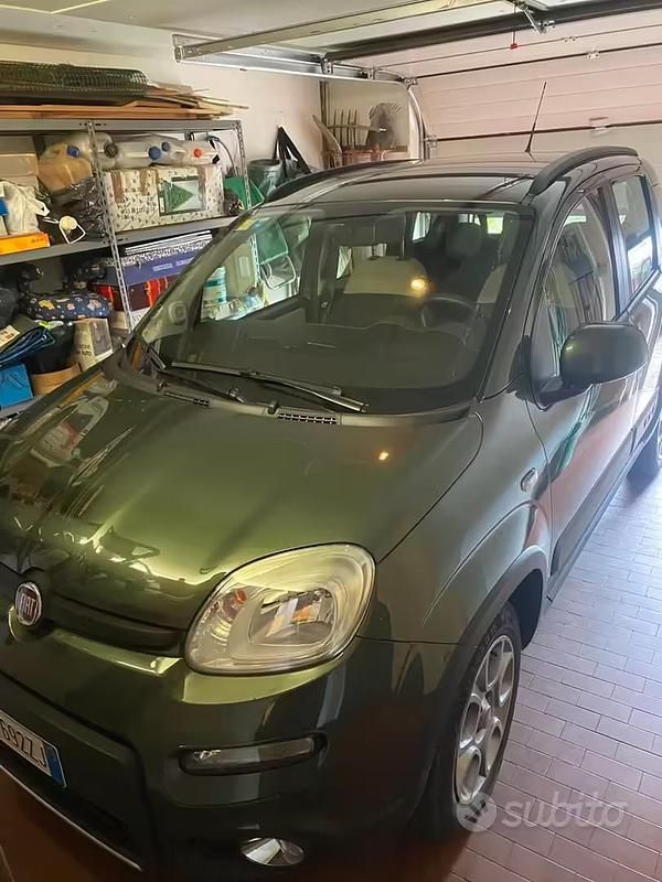 Usata Fiat Panda 4x4 80 CV (58 kW) 2014 Verde Utilitaria