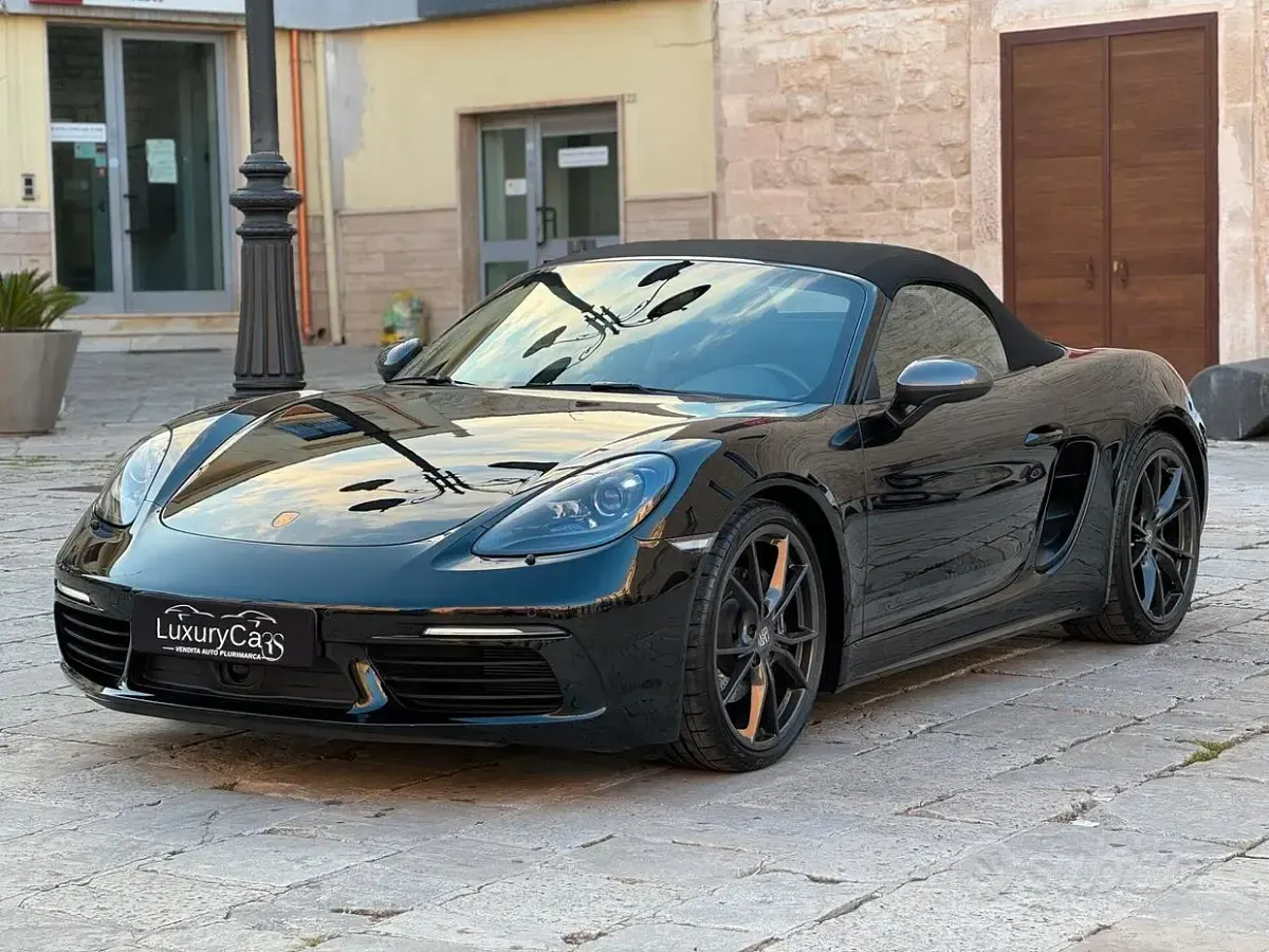 Usata Porsche 718 Boxster 300 CV (220 kW) 2020 Nero Cabrio