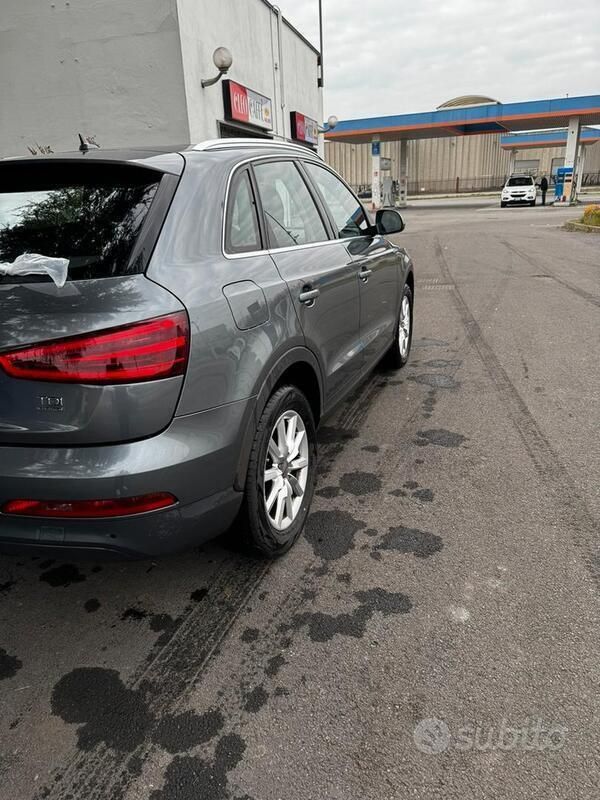 Grigio Usata 2014 Audi Q3 SUV | 11.000 € - Immagine 1/4