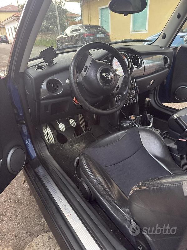 Usata Mini Cooper S 170 CV (125 kW) 2005 Blu Utilitaria