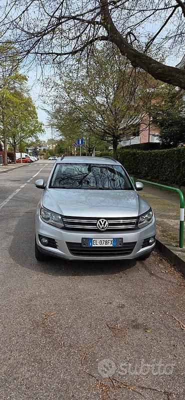 Usata VW Tiguan 122 CV (89 kW) 2012 Grigio SUV