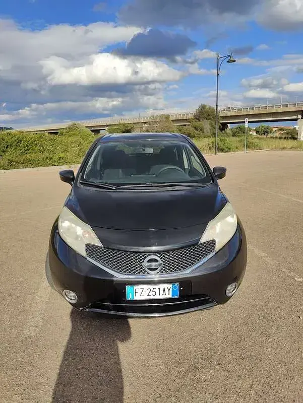 Usata Nissan Note Acenta 90 CV (66 kW) 2014 Nero Utilitaria
