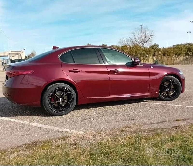 Occasion Alfa Romeo Giulia Super 160 ch (117 kW) 2018 Berline
