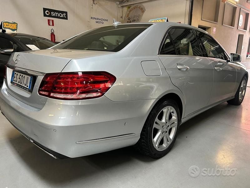 Usata Mercedes E350 Premium 252 CV (185 kW) 2013 Grigio Berlina