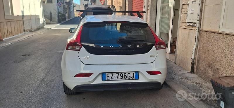 Usata Volvo V40 120 CV (88 kW) 2015 Bianco Station wagon