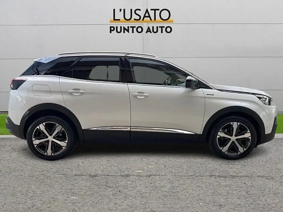 Usata Peugeot 3008 GT-line 131 CV (96 kW) 2020 Bianco SUV