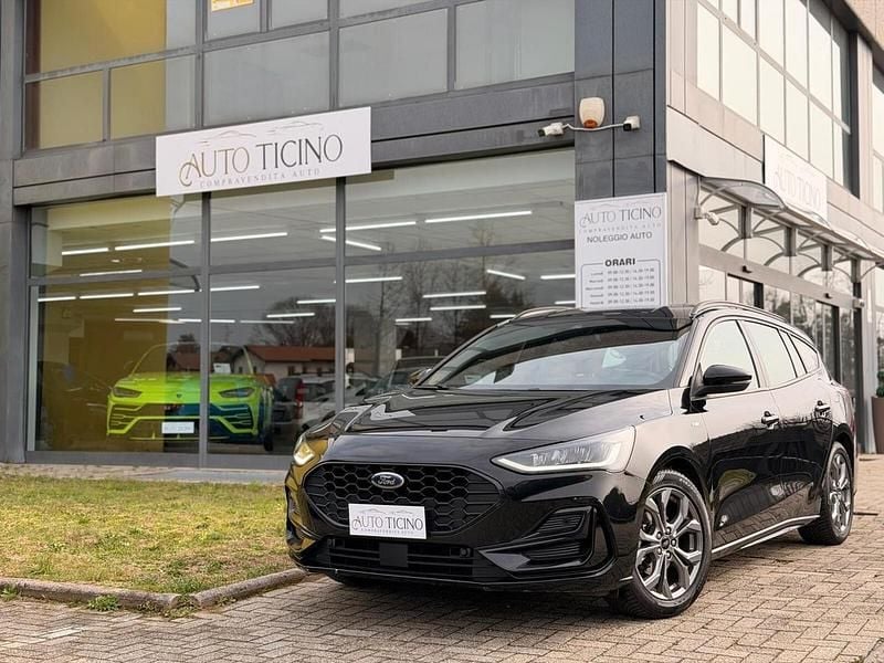Usata Ford Focus ST-Line X 125 CV (91 kW) 2023 Nero Station wagon