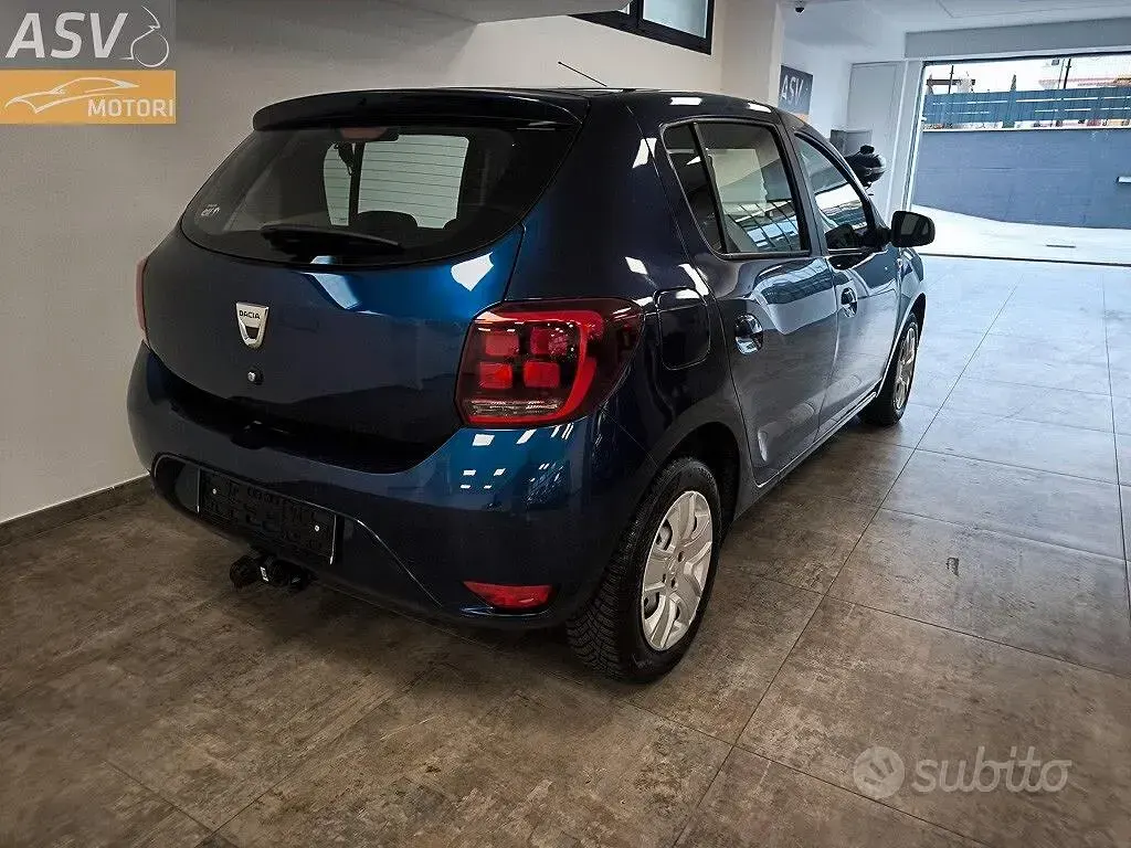 Usata Dacia Sandero Comfort 90 CV (66 kW) 2018 Bluazzurro Berlina