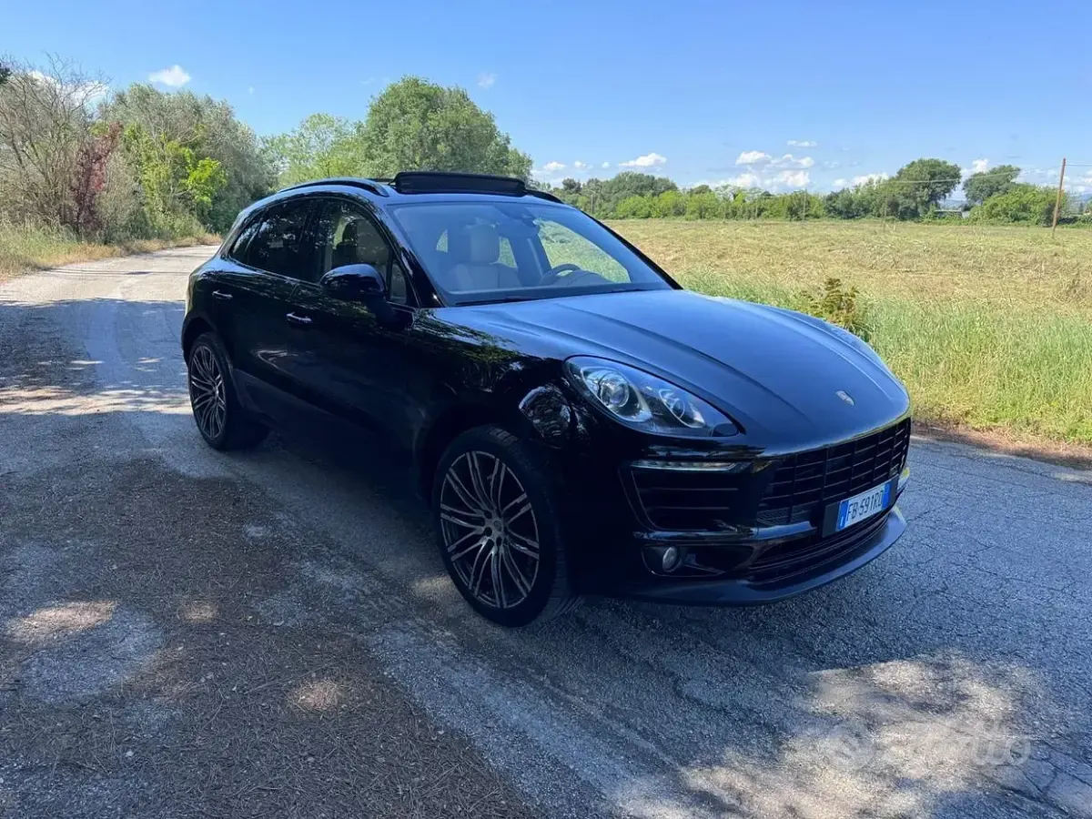 Usata Porsche Macan 250 CV (183 kW) 2015 Nero SUV