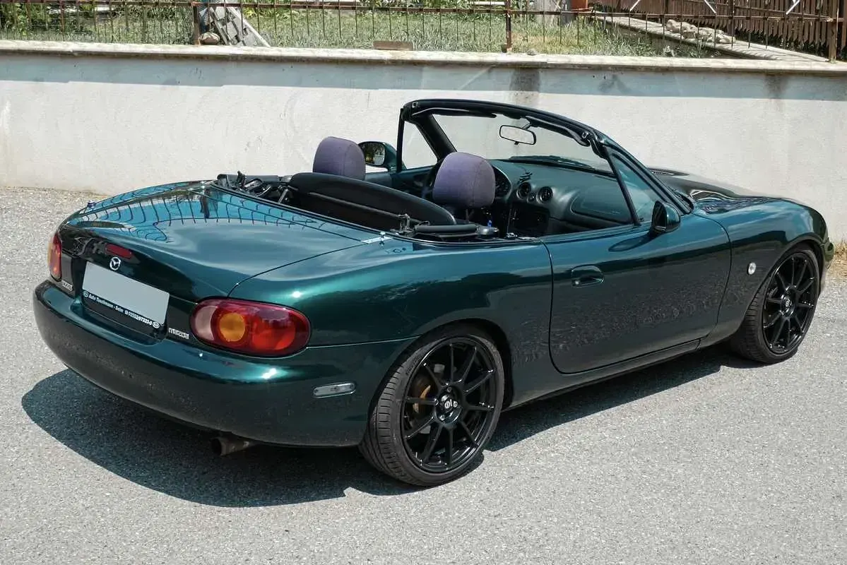 Usata Mazda MX5 140 CV (102 kW) 1998 Cabrio