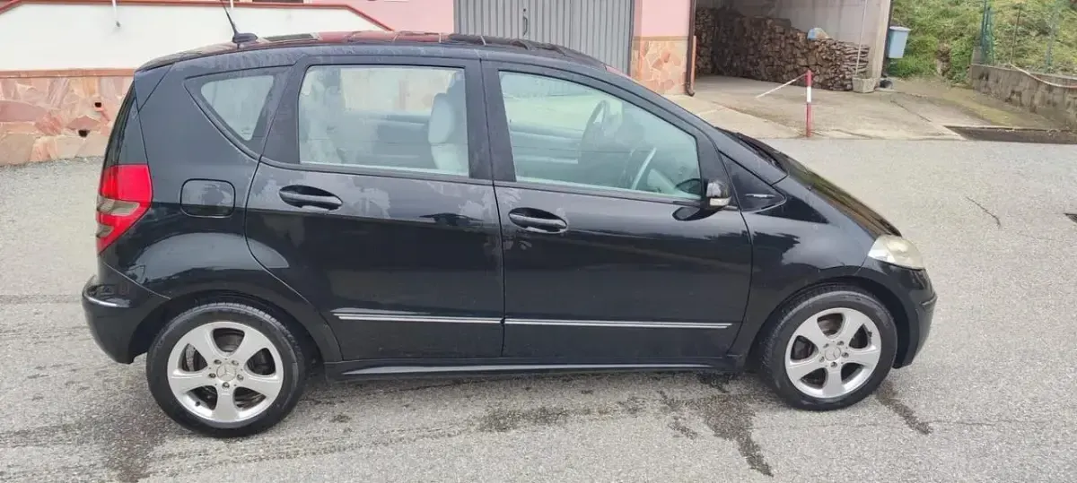 Usata Mercedes A180 109 CV (80 kW) 2007 Nero Berlina
