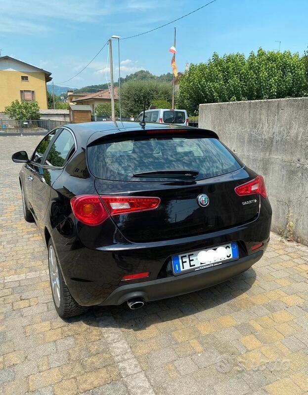 Usato 2016 Alfa Romeo Giulietta 1.6 Diesel 109 CV (10.900 €)