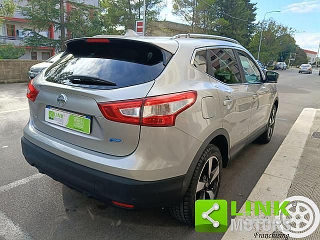 Usata Nissan Qashqai 360º 110 CV (80 kW) 2015 Grigio SUV