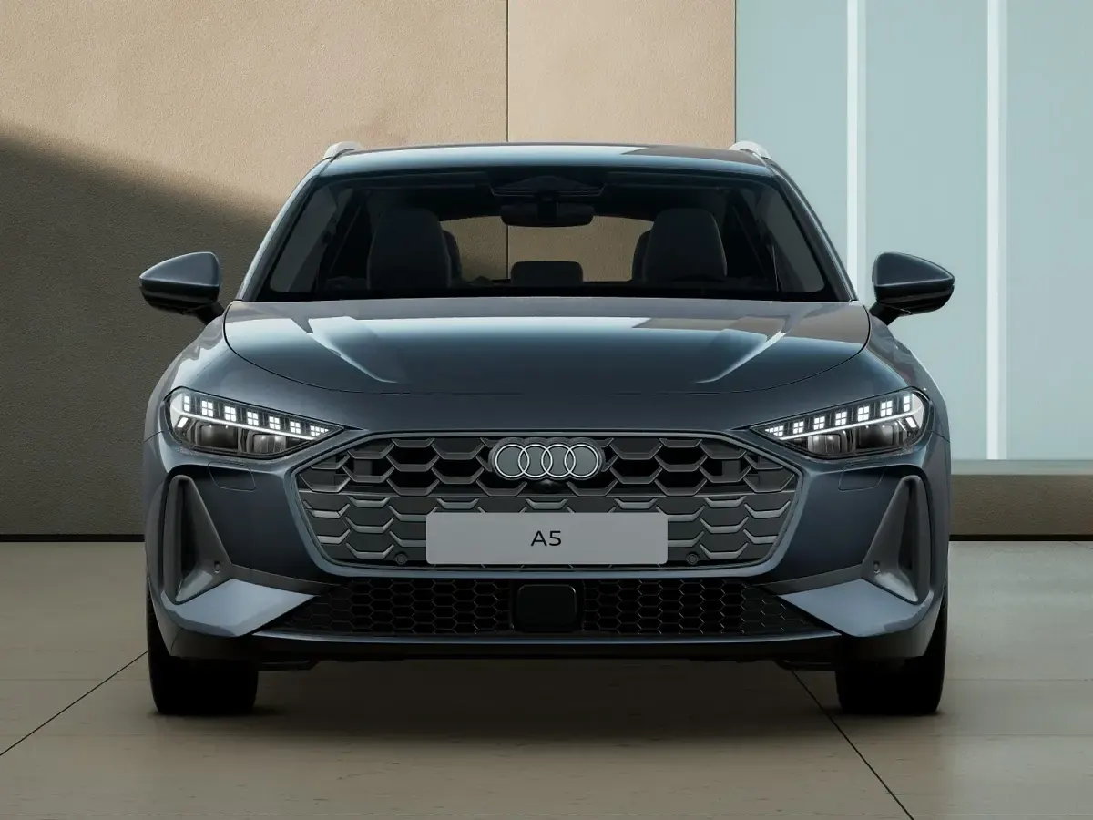 Nuova Audi A5 Advanced Plus 204 CV (150 kW) 2026 Blu orizzonte metallizzato Station wagon