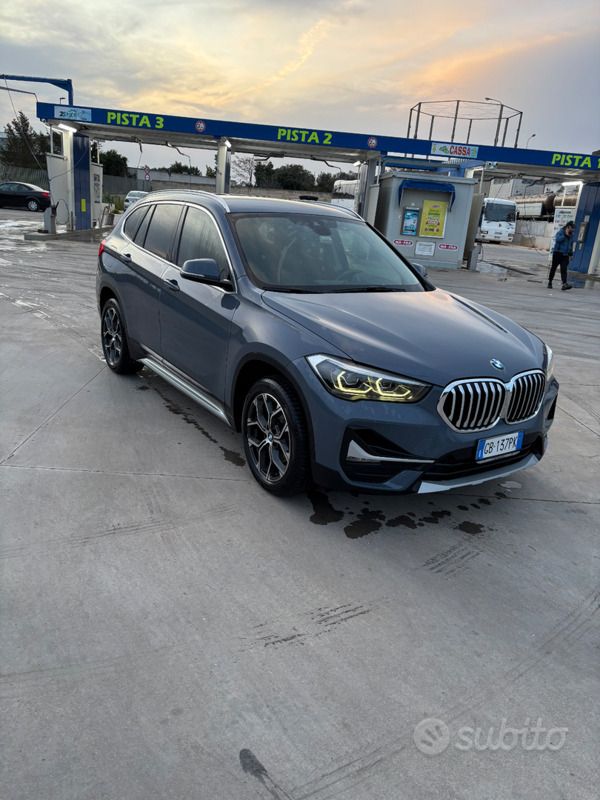 Grigio Usata 2020 BMW X1 xLine SUV | 19.000 € (Buon prezzo) - Immagine 1/4