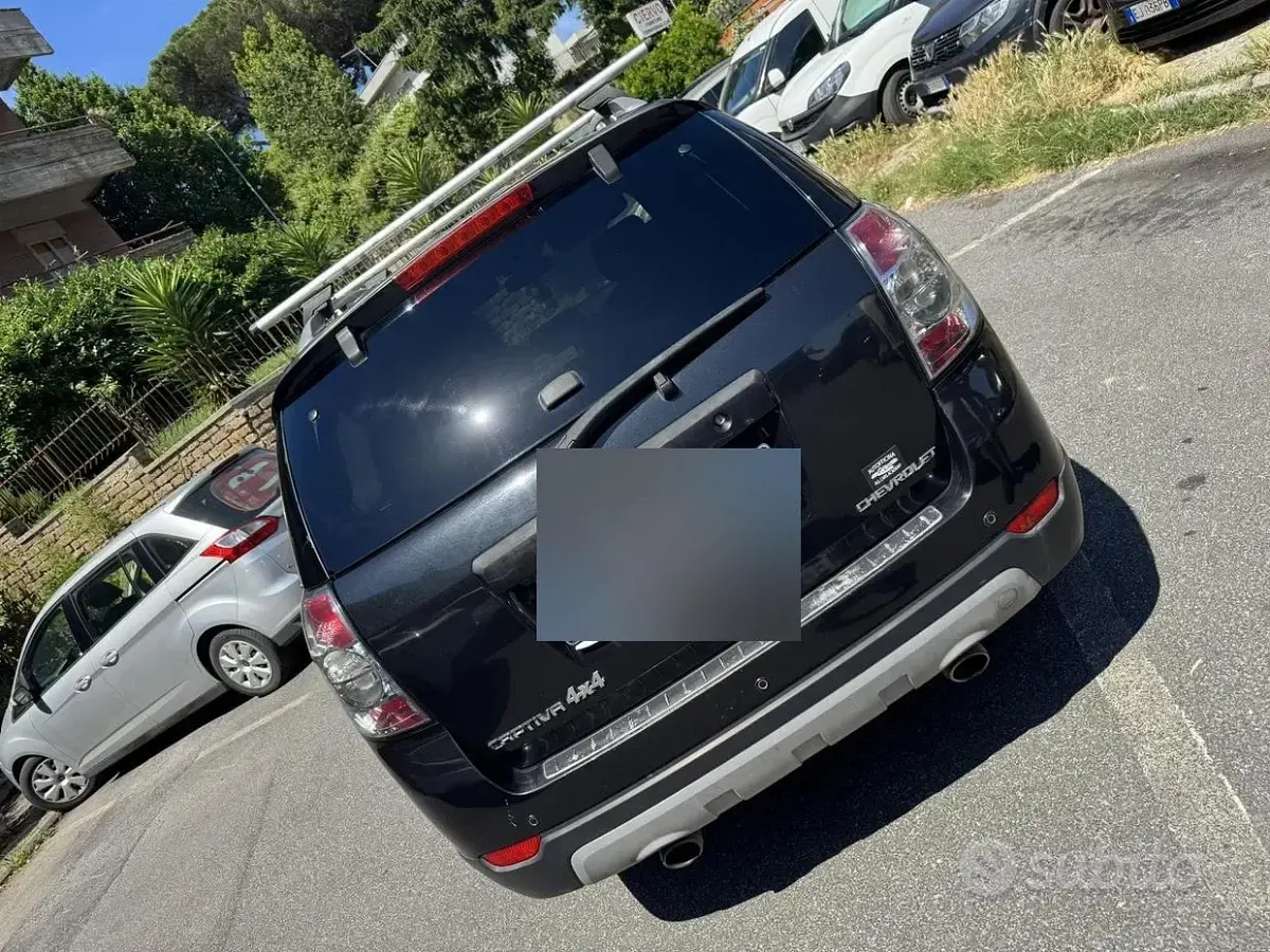 Usata Chevrolet Captiva 184 CV (135 kW) 2011 Nero SUV
