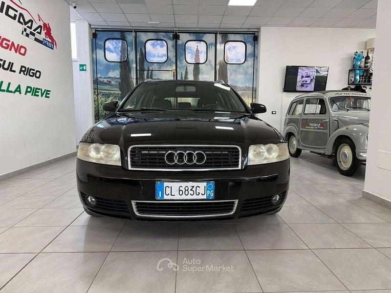 Usata Audi A4 131 CV (96 kW) 2003 Nero Station wagon