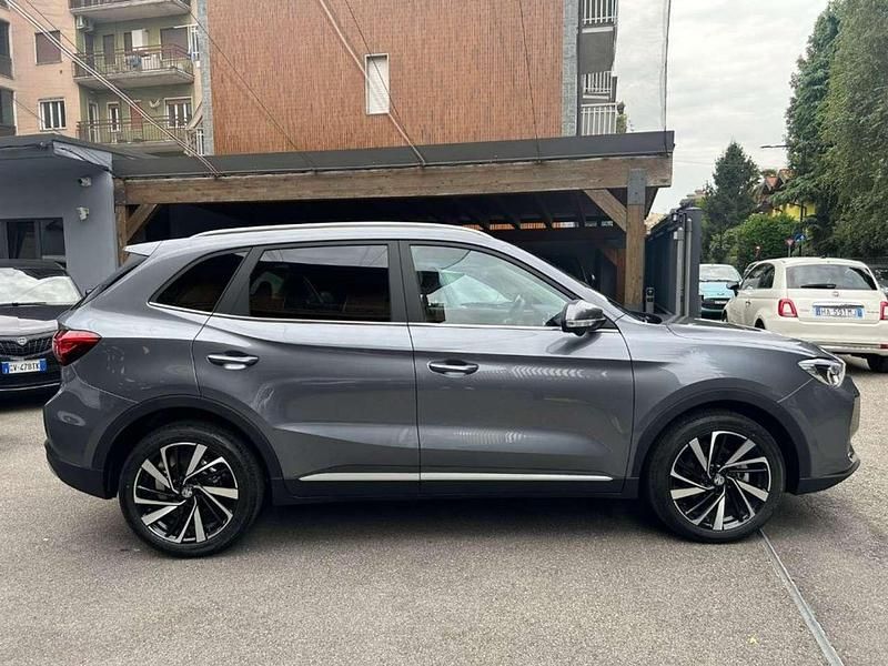Nuova MG ZS Luxury 102 CV (75 kW) 2026 Grigio scuro SUV