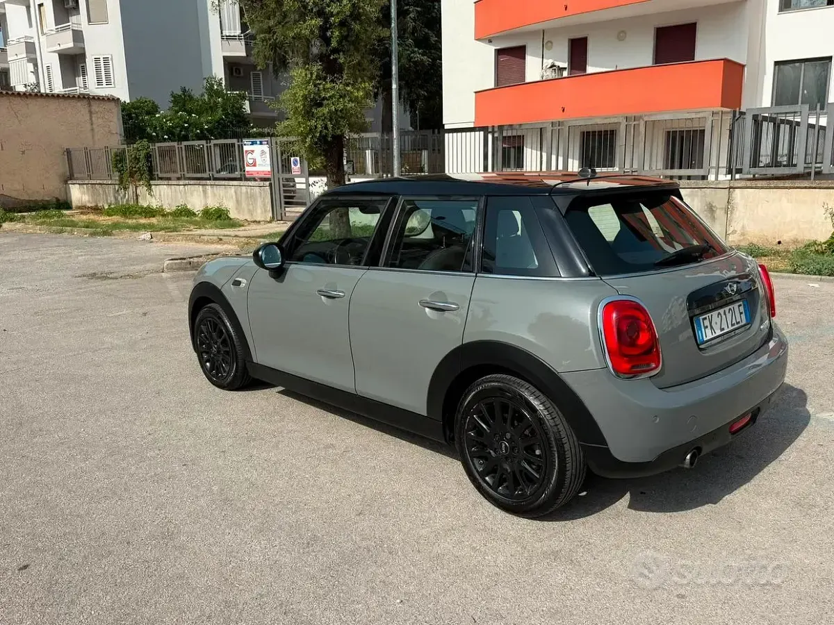Usata Mini Cooper D 116 CV (85 kW) 2017 Grigio Utilitaria