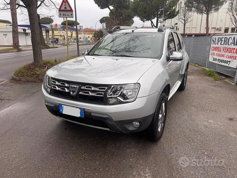 Usata Dacia Duster 110 CV (80 kW) 2016 Grigio SUV