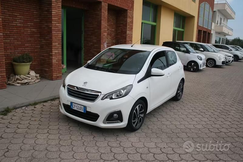 Usata Peugeot 108 Allure 72 CV (52 kW) 2021 Bianco Berlina
