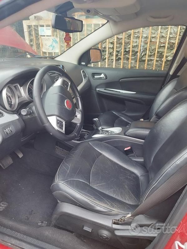 Usata Fiat Freemont 170 CV (125 kW) 2012 Rosso SUV