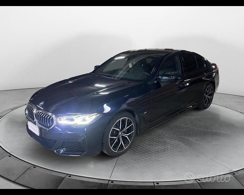 Nero Usata 2022 BMW 520 M Sport Tre volumi | 39.800 € (Buon prezzo) - Immagine 1/3
