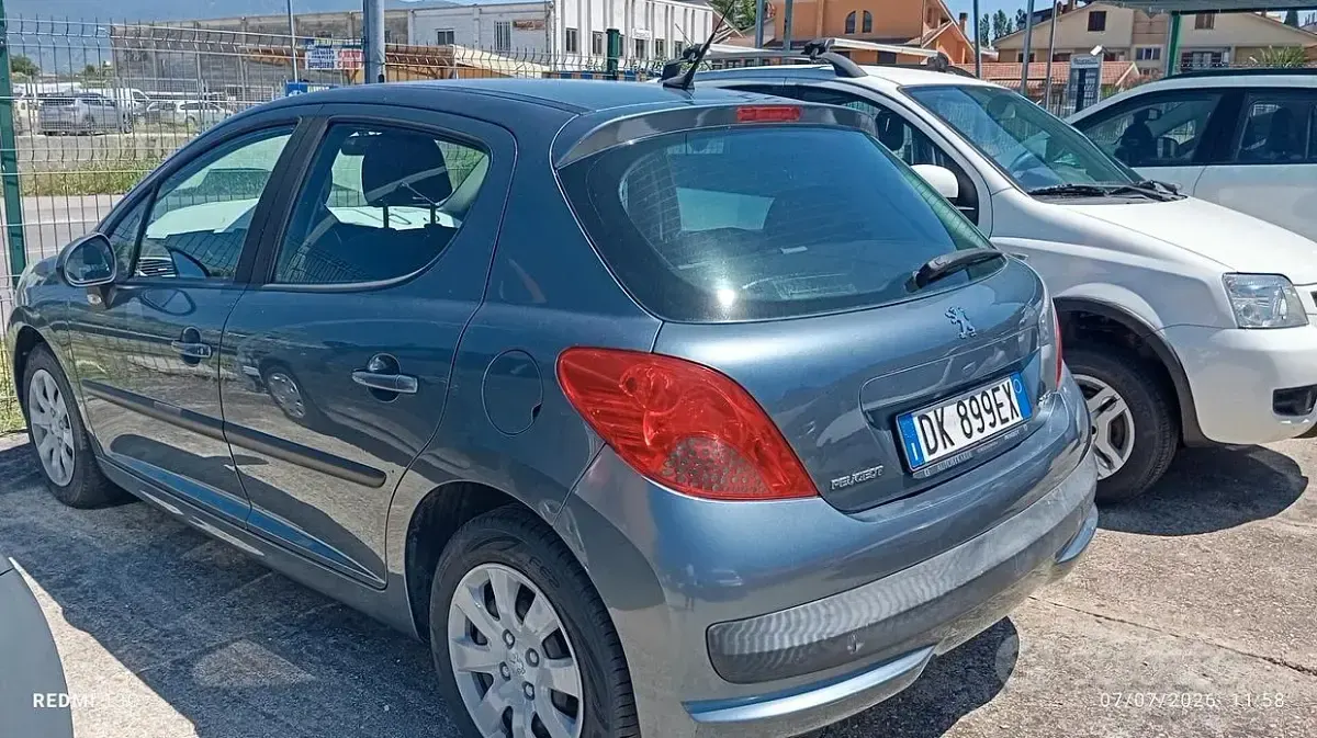 Usata Peugeot 207 68 CV (50 kW) 2007 Grigio Berlina