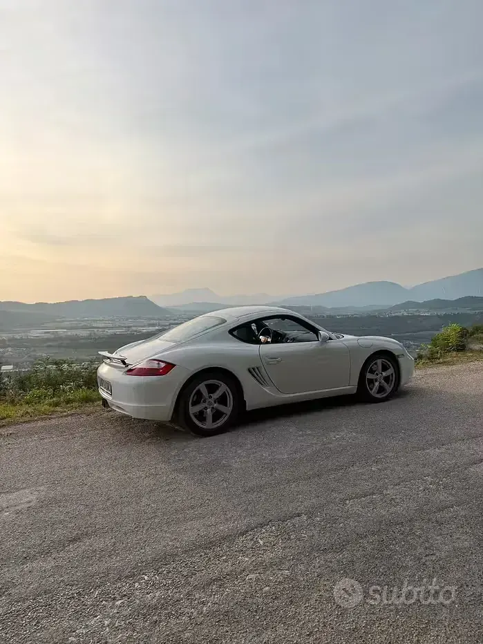 Usata Porsche Cayman 245 CV (180 kW) 2007 Bianco Coupé