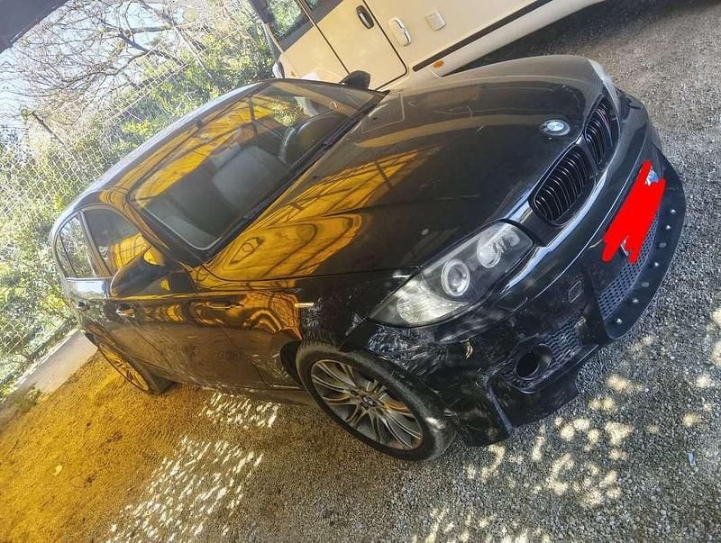 Usata BMW 118 122 CV (89 kW) 2006 Utilitaria