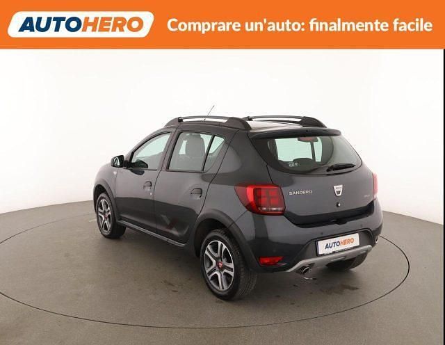 Usata Dacia Sandero Stepway 89 CV (65 kW) 2020 Grigio Berlina