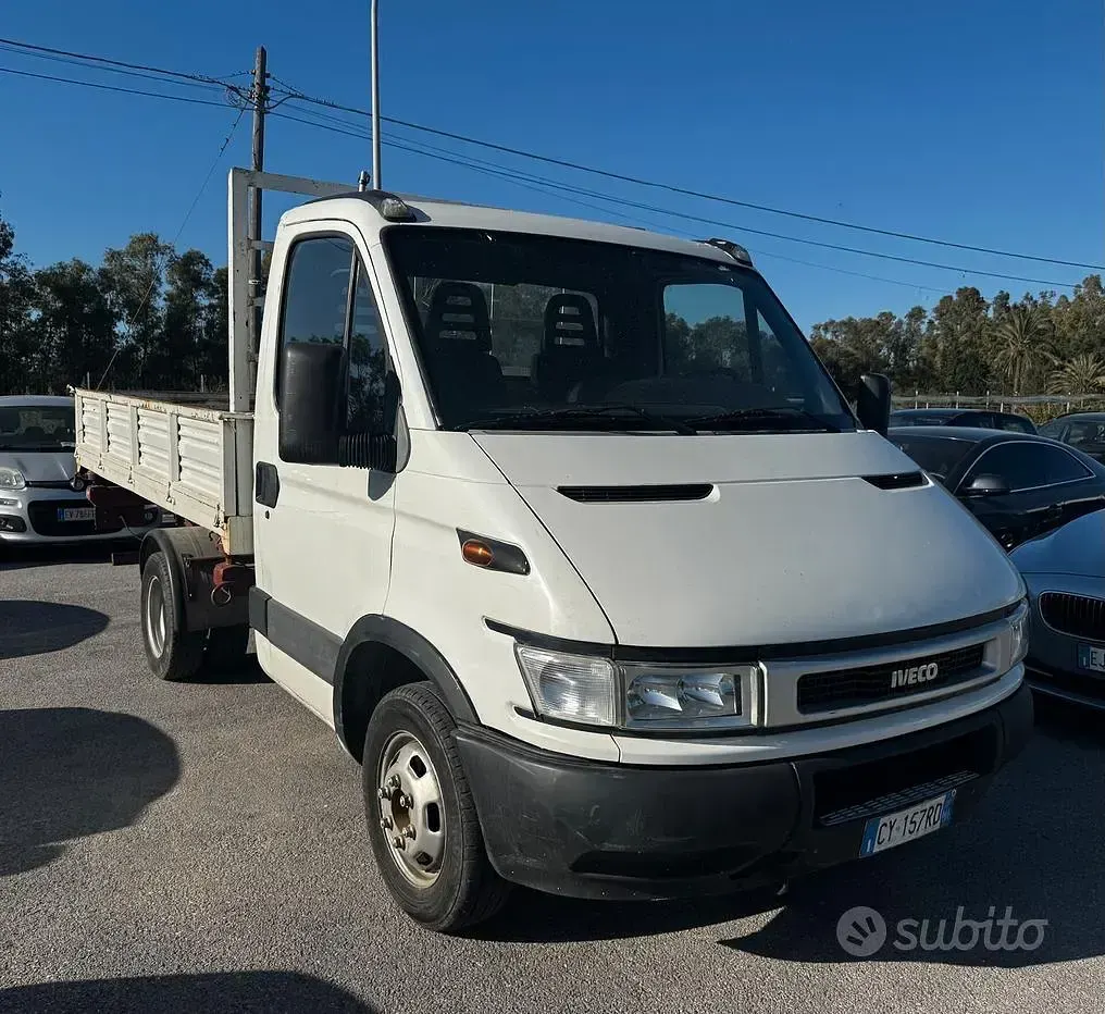 Usata Iveco Daily 96 CV (70 kW) 2005 Bianco