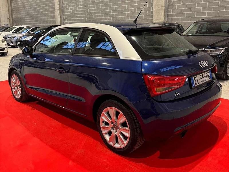 Usata Audi A1 Ambition 86 CV (63 kW) 2012 Blu Utilitaria