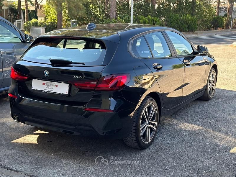 Usata BMW 116 Advantage 116 CV (85 kW) 2021 Nero Utilitaria