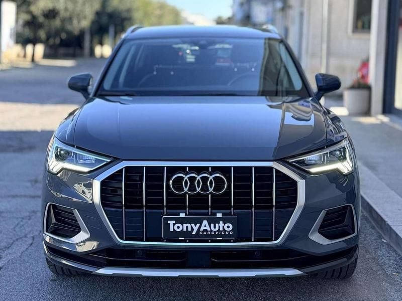 Usata Audi Q3 Ambiente 150 CV (110 kW) 2022 Grigio SUV