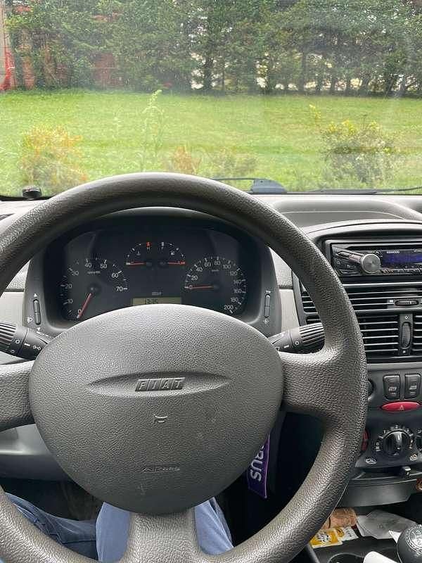 Usata Fiat Punto 88 CV (64 kW) 1999 Berlina