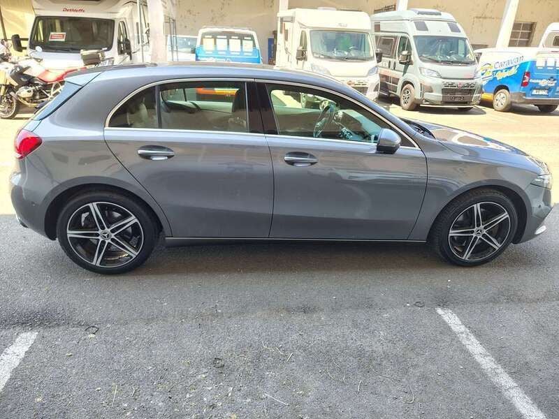 Usata Mercedes A250 Business 224 CV (164 kW) 2018 Grigio Berlina