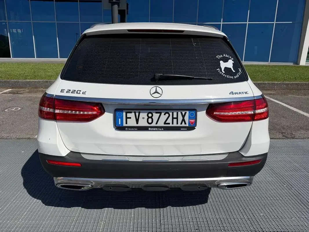 Usata Mercedes E220 All-Terrain 194 CV (142 kW) 2019 Bianco Station wagon